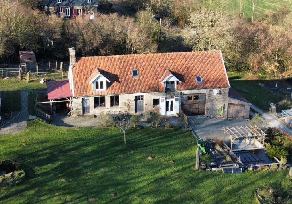 Bed and Breakfast Ferme de Noyes Sourdeval Exterior foto