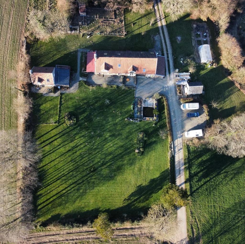 Bed and Breakfast Ferme de Noyes Sourdeval Exterior foto